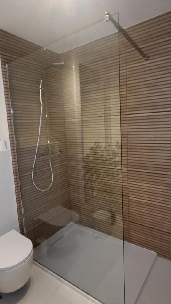 Petite Grey Apartment With Free Private Parking Zagreb Exteriör bild